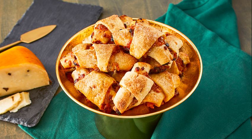 Apricot-Gouda Rugelach