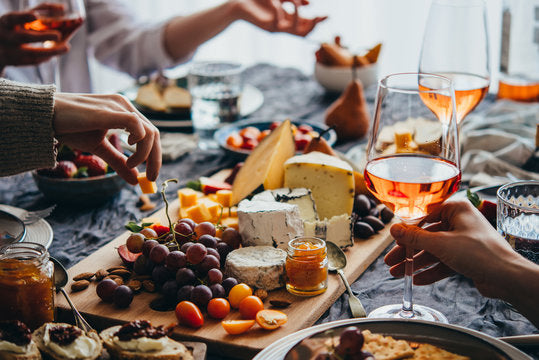 A Step-by-Step Guide to Hosting an Unforgettable Wine and Cheese Night